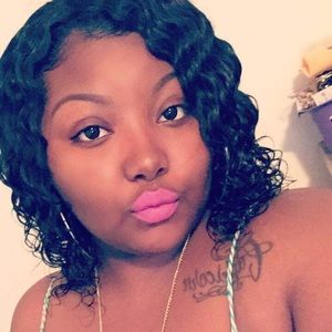 Meet your Posher, Articia